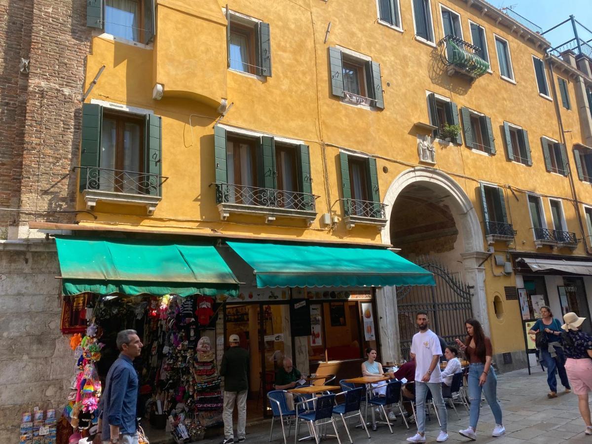 Antique Historical Apartment Βενετία Εξωτερικό φωτογραφία